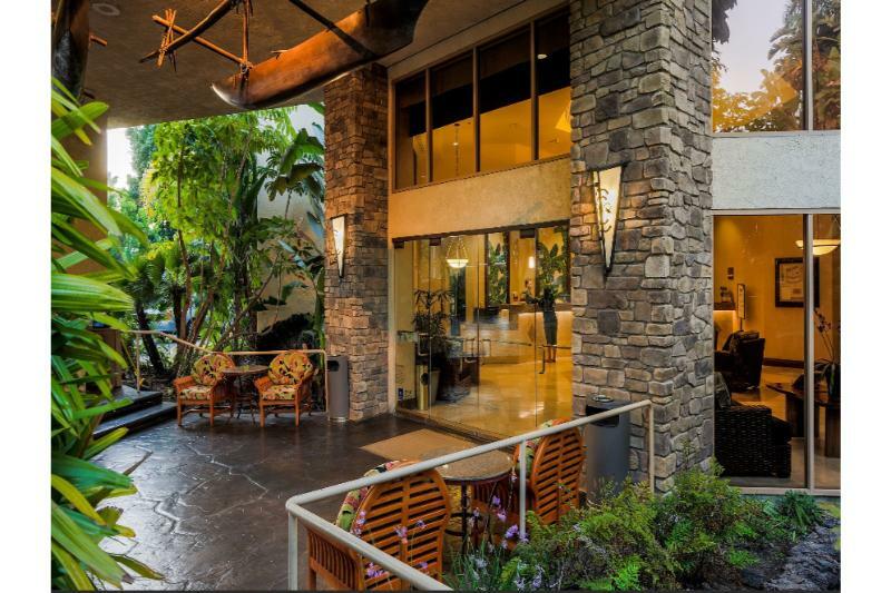 Wyndham Sacramento Hotel Carmichael Exterior photo